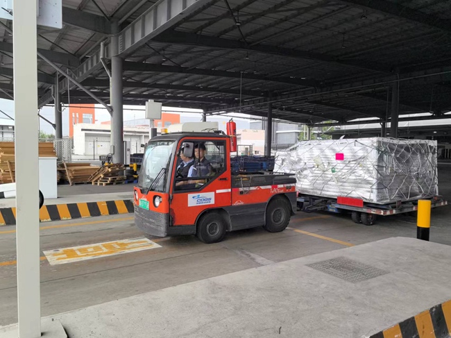 双流空港口岸正式开通不出空侧“国际、国内直接转运”空空中转业务。四川省机场集团航空地面服务有限公司供图